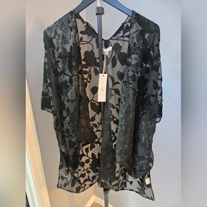 Woven Heart Black Sheer Floral Kimono Cardigan One Size NWT